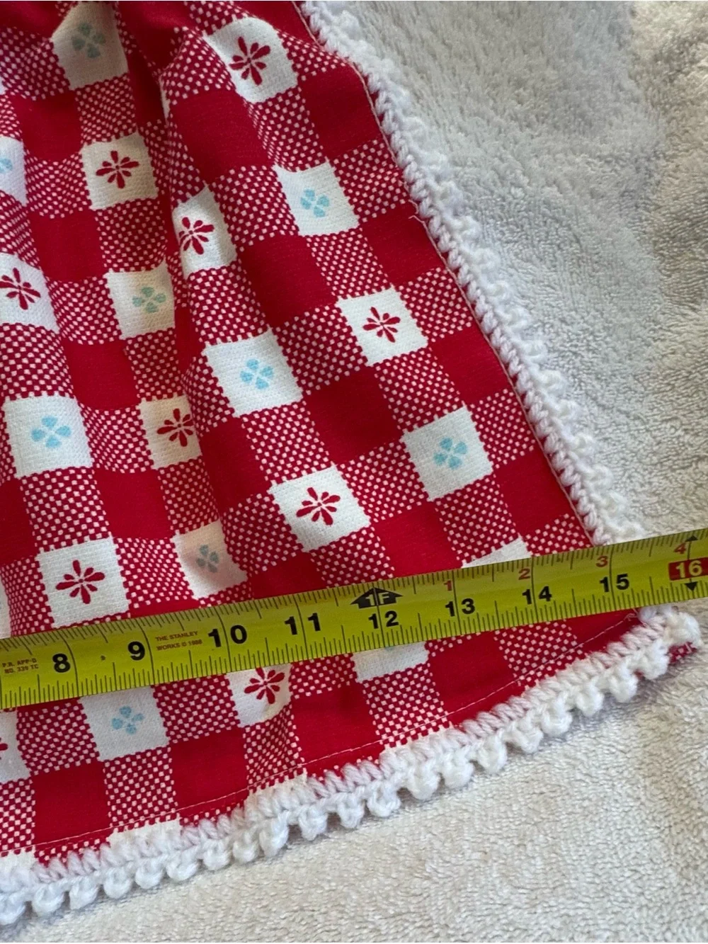 Pioneer Woman Crochet Hanging Kitchen Towels Pair Red Check
